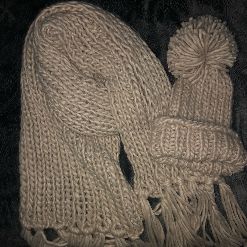 Hat & Scarf Set